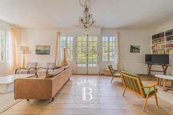 Arcachon, Maison 6 Chambres -  211 m² à vendre