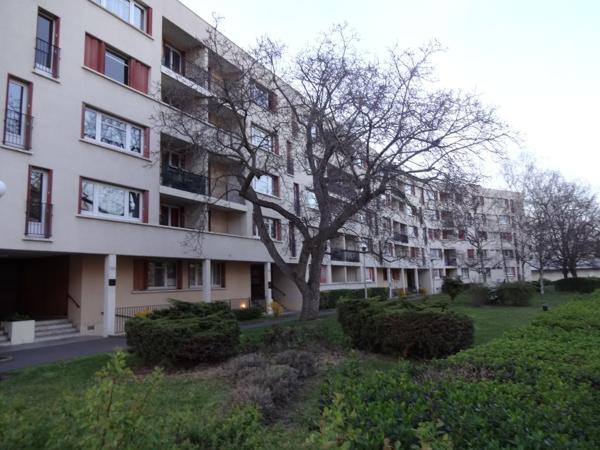 Appartement Ermont 4 pièce(s) 80 m2 ERMONT- CENTRE VILLE - GARES -