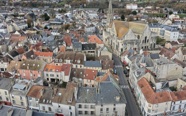 Appartement à vendre    2 pièces • 65 m2 Étampes