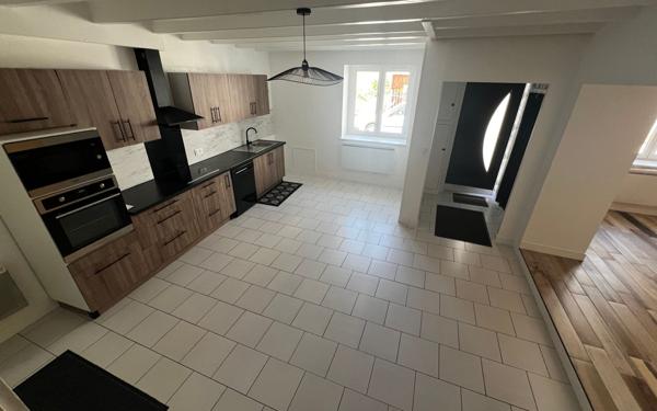 Maison à vendre    4 pièces •  Cozes