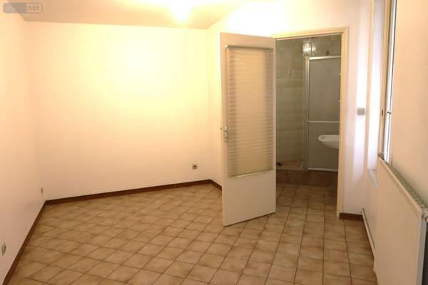 Maison à louer à Châtellerault dans la Vienne (86100), ref : 86024-MA01099