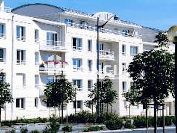 Location Appartement 2 pièces 30.27 m² - 21 AVENUE JEAN ZAY Orleans 45000