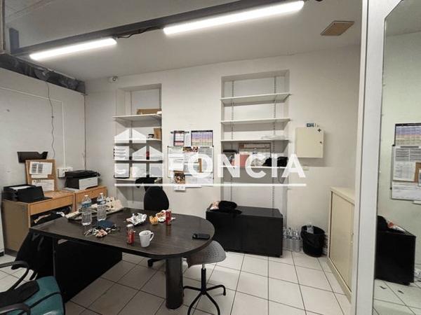 À vendre Local commercial 96 m² - Avignon 84000