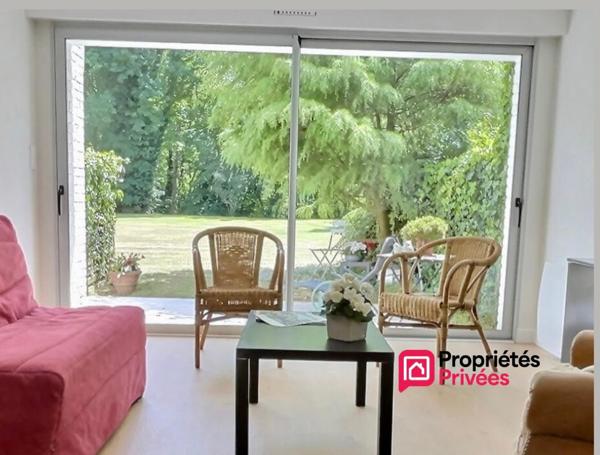 COTTAGE 52M2, TERRASSE, CELLIER, STATIONNEMENT, GARDIEN À L'ANNÉE