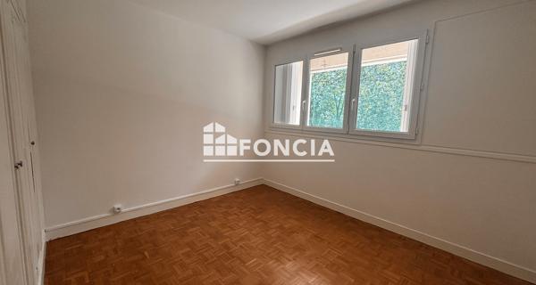 Location Appartement 4 pièces 69.3 m² - Verneuil-sur-seine 78480