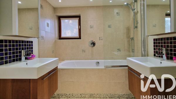 Maison à vendre 8 pièces 187 m² Sarzeau