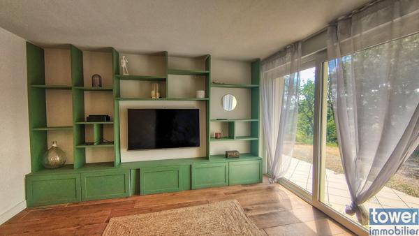 Maison
                                                                                                                                                                                                                                                                                                                        4 pièce(s)                                                                                                                                                                                                          3 chambre(s)                                                                                                                                                                                                          107  m²