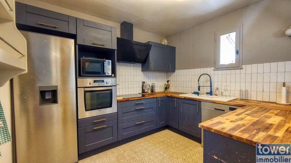 Maison
                                                                                                                                                                                                                                                                                                                        4 pièce(s)                                                                                                                                                                                                          3 chambre(s)                                                                                                                                                                                                          107  m²