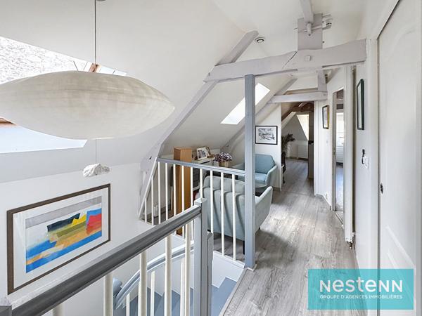 À VENDRE Maison de charme en hyper centre de Lamballe- 6 chambres et un t2 loué investissement
