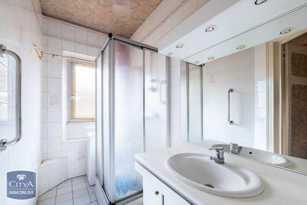 Appartement à vendre 4 pièces 82m² Belfort (90000)