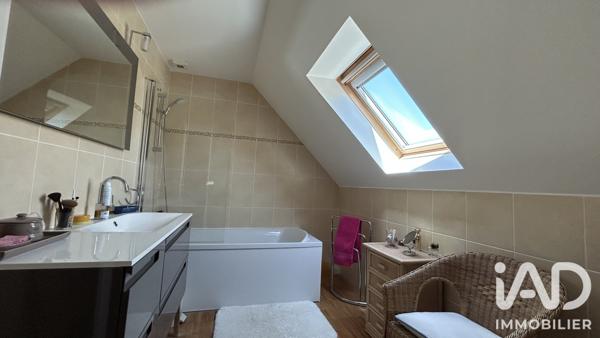 Maison à vendre 5 pièces 105,58 m² Azay-sur-Cher