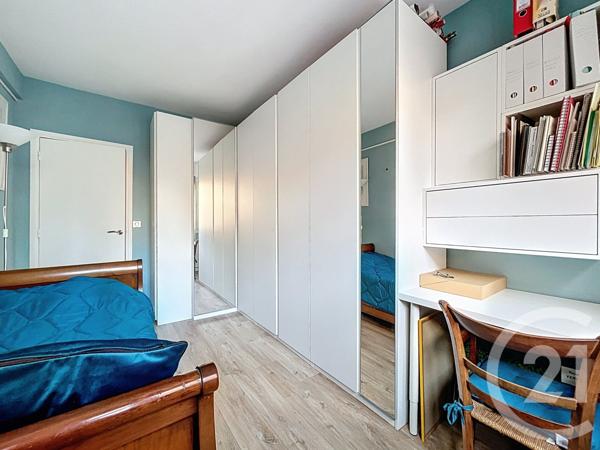 Appartement F3 à vendre  3 pièces - 64,75 m2 PARIS - 75020