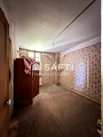 Maison T4 indépendante avec jardin clos à rénover