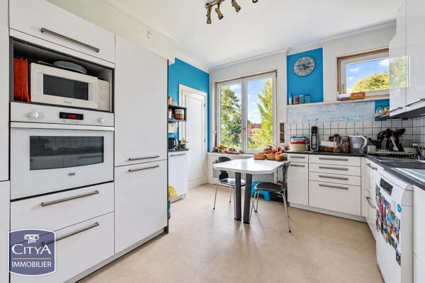 Appartement à vendre 6 pièces 224.9m² Douai (59500)