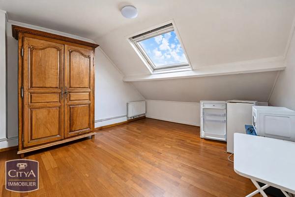 Appartement à vendre 6 pièces 224.9m² Douai (59500)