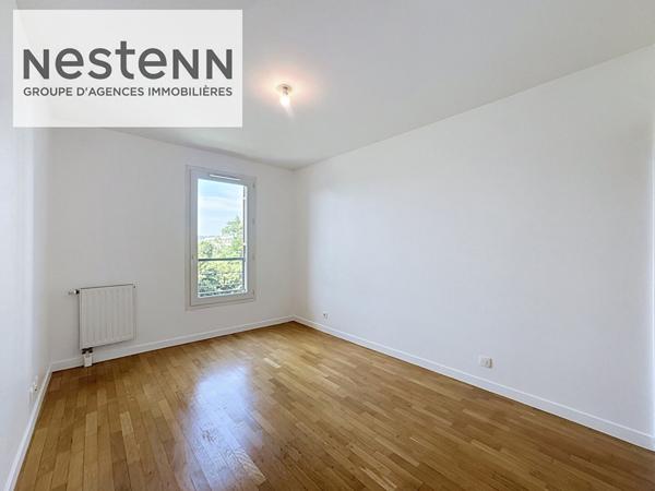 Ermont - Appartement 3 pièces récent avec balcon,2 chambres 2 parkings, proche gare