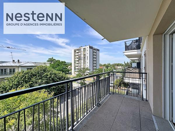 Ermont - Appartement 3 pièces récent avec balcon,2 chambres 2 parkings, proche gare