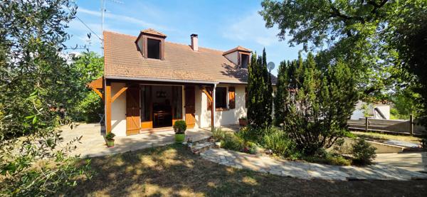 Maison avec mode de vie plain pied sur sous sol à Etampes (quartier Saint PIerre).