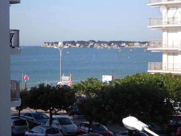 A VENDRE - LA BAULE  - SECTEUR DE GAULLE ET PROXIMITE IMMEDIATE MER - APPARTEMENT T3 AVEC JOLIE...