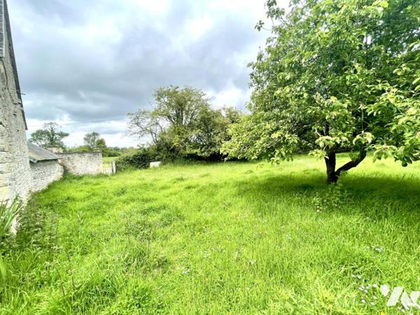 Authentique corps de ferme en pierre à rénover – À seulement 10 minutes de Bayeux