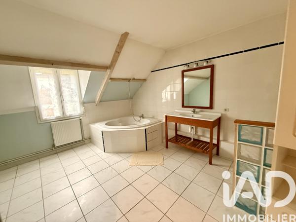 Maison à vendre 6 pièces 146 m² Étampes-sur-Marne