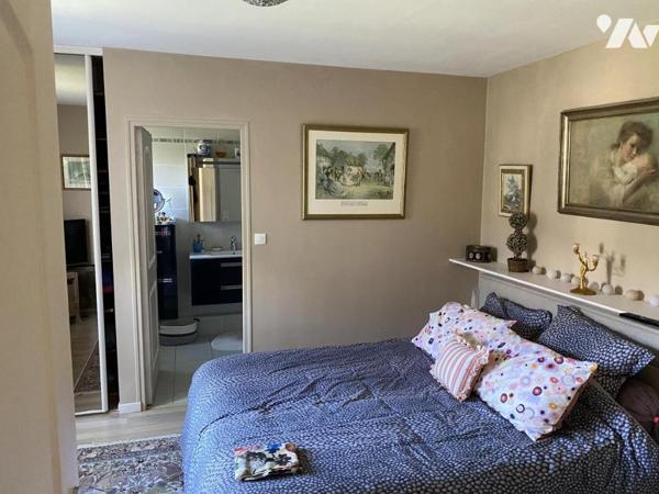 belle maison familiale de 4 chambres (possibilité 5)