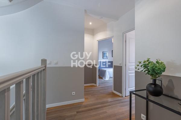 EN EXCLUSIVITE MAISON CHAVILLE  RIVE DROITE
