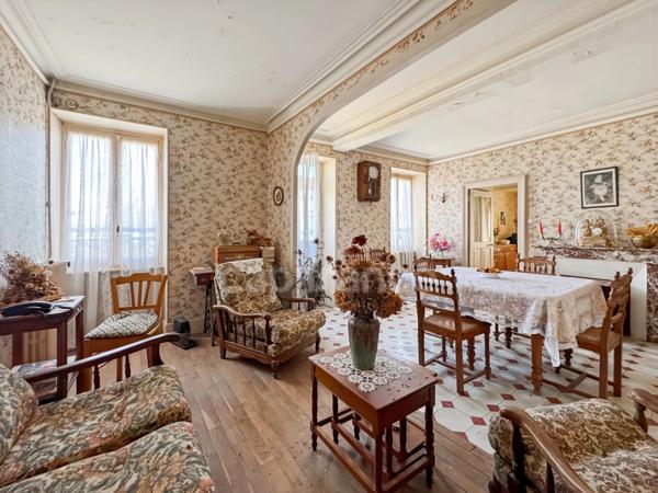 Maison de village avec dépendances - 3 pièces - à CHATILLON EN BAZOIS (58)