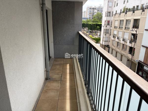 Location Appartement 3 pièces 74 m² - Paris 75015