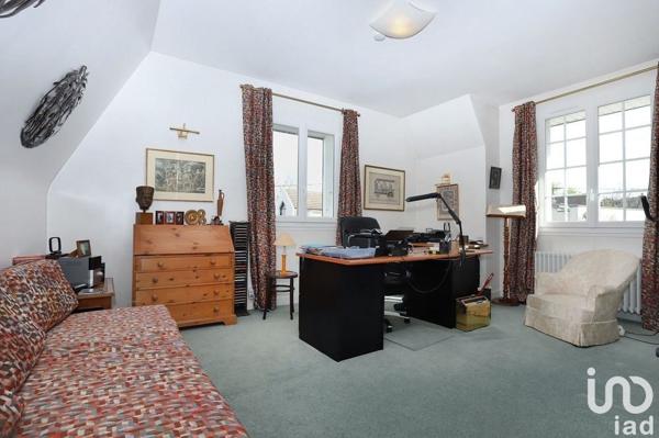 Maison 7 pièces de 260 m² à Rennes (35000)