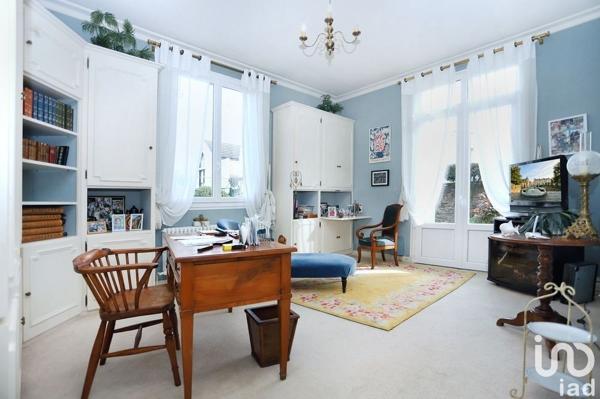 Maison 7 pièces de 260 m² à Rennes (35000)