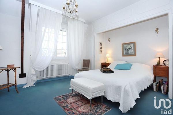 Maison 7 pièces de 260 m² à Rennes (35000)