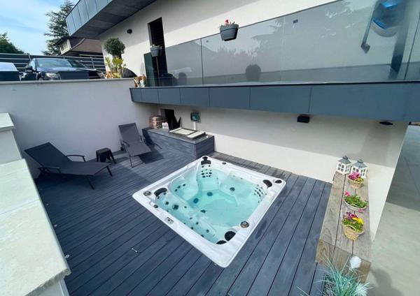 Exclusivite Thonon-les-Bains Maison 4 pièce(s) 150 m2 garage stationnements (74200)