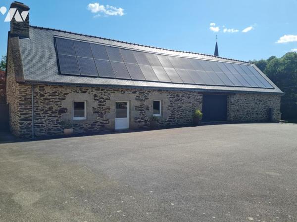 A VENDRE ROHAN / SAINT GOUVRY Longère et dépendances
