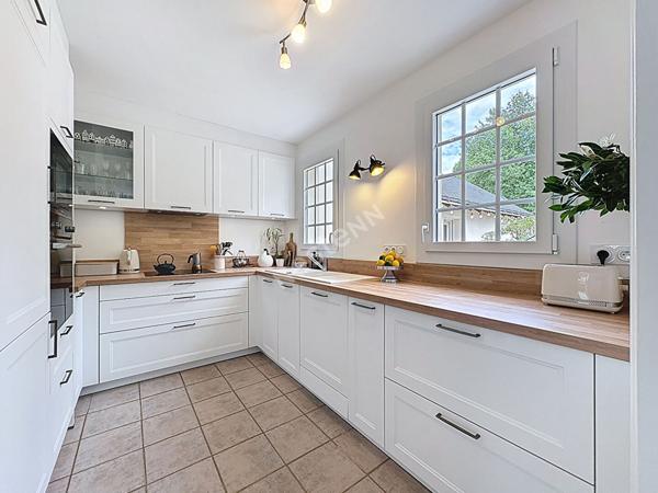 Charmante maison familiale avec piscine à Montlouis sur Loire