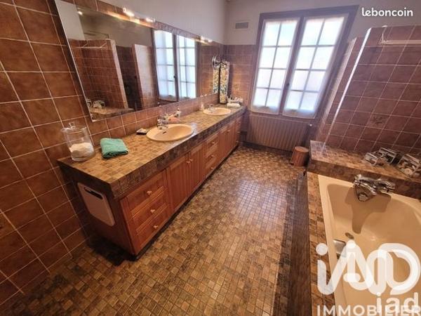 Maison à vendre 6 pièces 163 m² Le Tallud