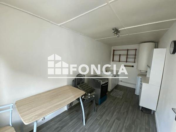 Location Studio 28.7 m² - 20B RUE DU CHASNOT Besancon 25000