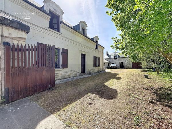 Caractère, 2 maisons, hangar et garage sur 2008 m²