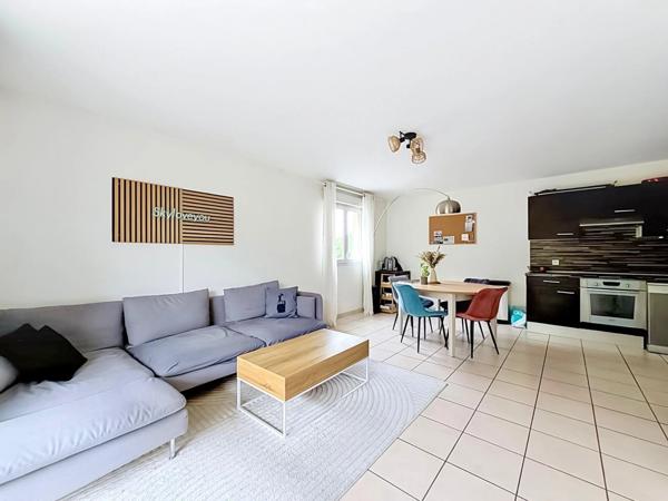 Appartement à vendre 3 pièces ETREMBIERES (74)