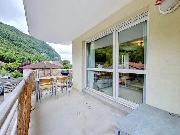 Appartement à vendre 3 pièces ETREMBIERES (74)
