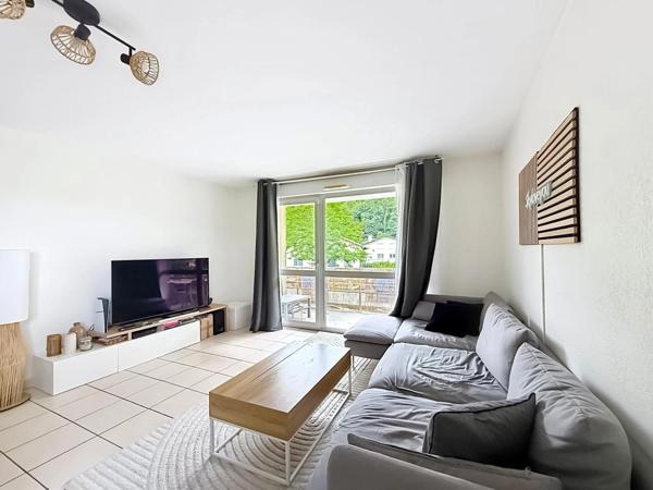 Appartement à vendre 3 pièces ETREMBIERES (74)