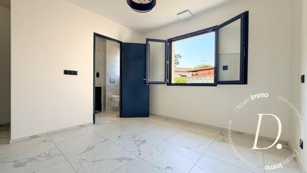 Maison contemporaine  de 2022 de 164 m² – 4 chambres