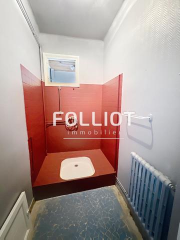 VENTE : immeuble 13 pièces (294 m²) à COUTANCES A VENDRE 50200 idéal investisseur