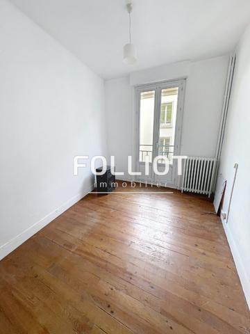 VENTE : immeuble 13 pièces (294 m²) à COUTANCES A VENDRE 50200 idéal investisseur