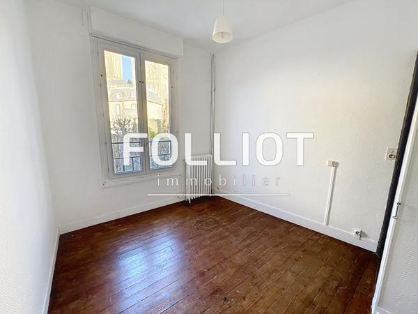 VENTE : immeuble 13 pièces (294 m²) à COUTANCES A VENDRE 50200 idéal investisseur