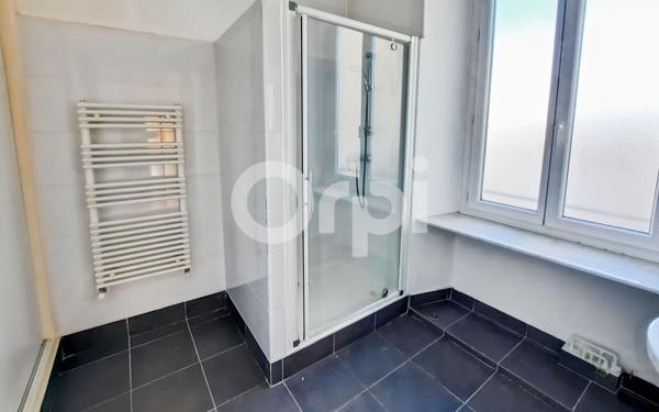 Appartement à vendre    6 pièces • 170 m2 Nice