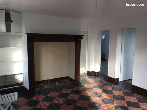 Location - Maison Crécy-en-Ponthieu 80150 3 pièces 65 m 2 200 m 2