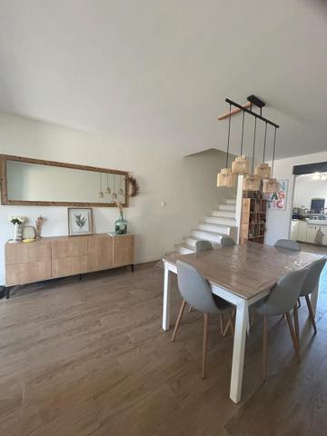 Ravissante villa de 92m² entièrement rénovée avec jardin et garage