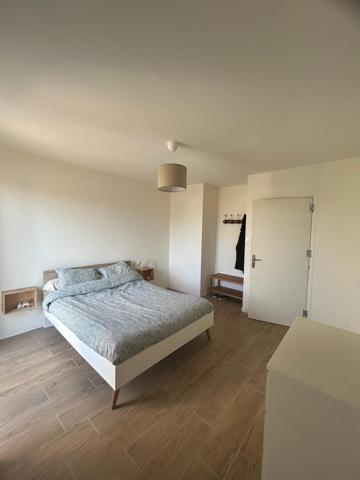 Ravissante villa de 92m² entièrement rénovée avec jardin et garage