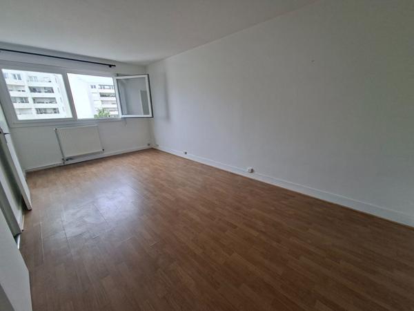 Appartement Montrouge 1 pièce(s) 26.23 m2